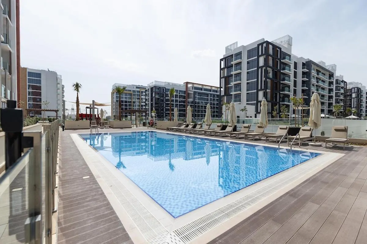 Апартаменты Lovely Studio In Azizi Riviera Дубай
